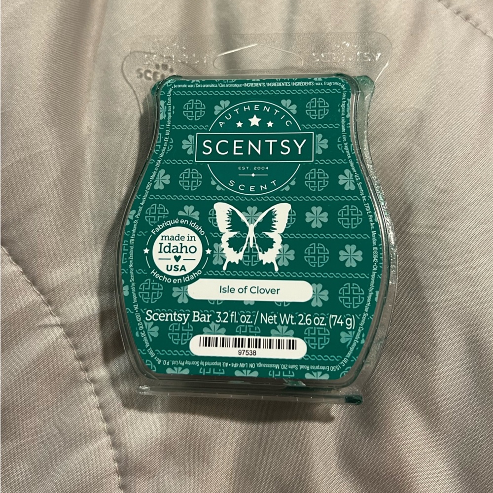Isle of Clover Scented wax Bar